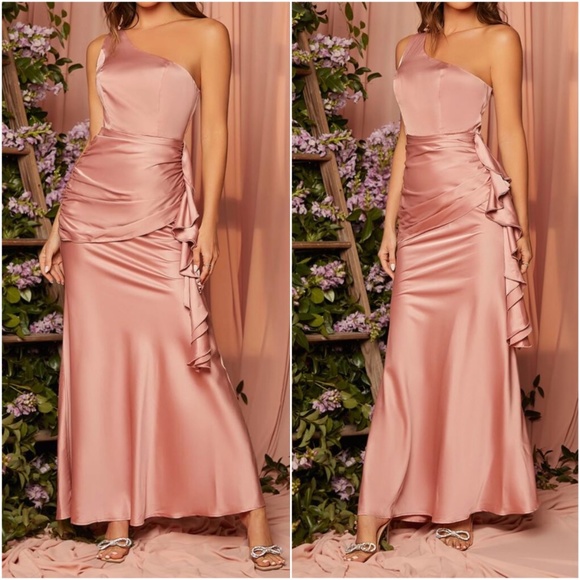 Bellanblue Dresses & Skirts - Luxurious Dusty Pink Glam One shoulder party formal evening dress